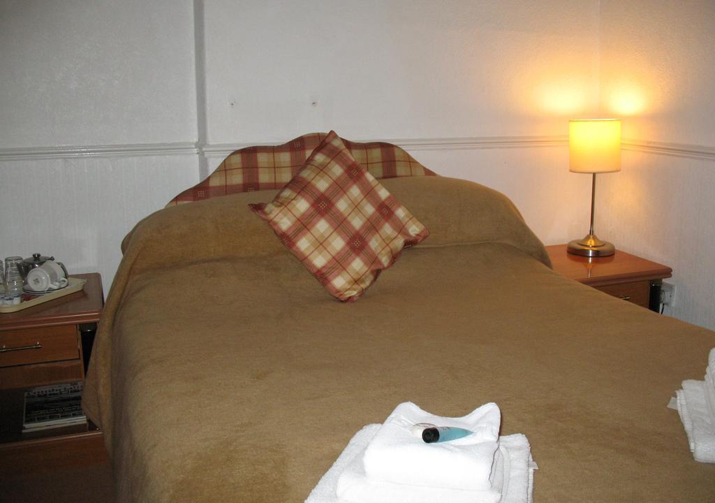Michaelson House Hotel Barrow-in-Furness Buitenkant foto